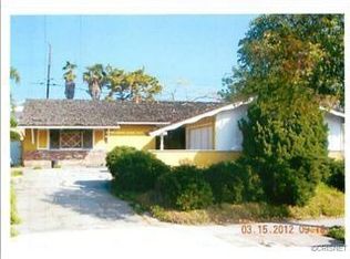 16941 Kinzie St, North Hills, CA 91343