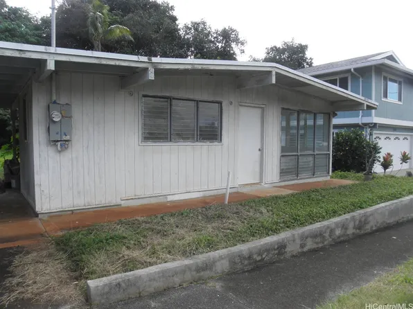 2335 Amoomoo St, Pearl City, HI 96782