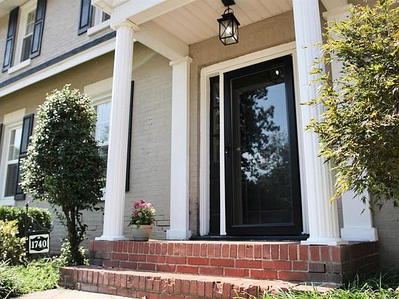 3rd image of 1740 Freeman Ave