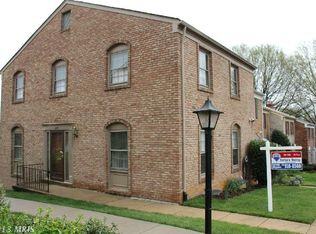 3187 Stonehurst Dr, Fairfax, VA 22031