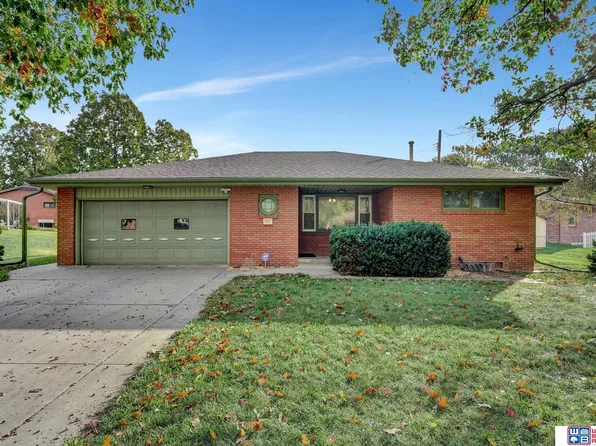 4122 S Gate Blvd, Lincoln, NE 68506