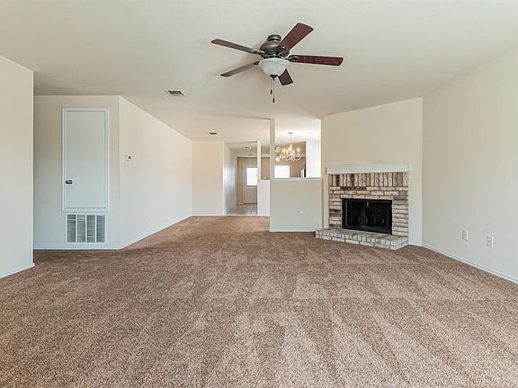 5th image of 4549 Martingale View Ln