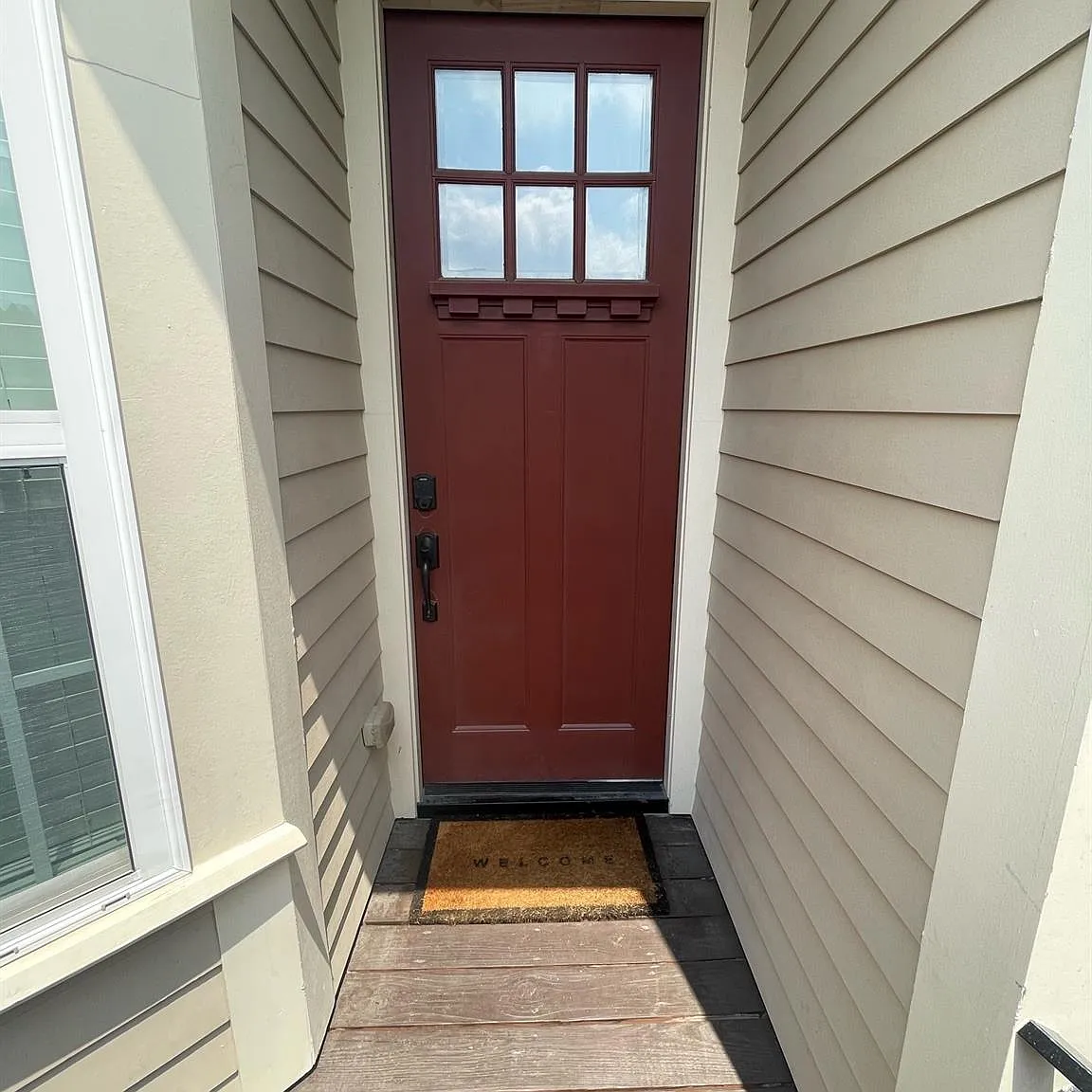 3 bed, 2.5 bath, 2311 sqft, $3,200 — Photo 3