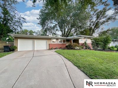 5815 L St, Lincoln, NE, 68510
