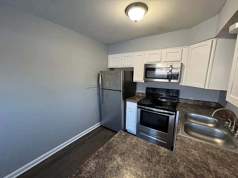 9126 E 10th St #2 — Photo 10