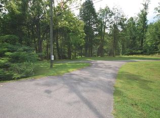 205 Dudley Creek Rd, Gatlinburg, TN 37738