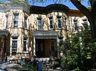 277 Maple St, Brooklyn, NY 11225