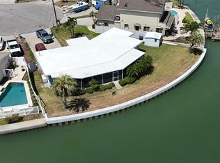 649 Normandy Rd, Madeira Beach, FL 33708