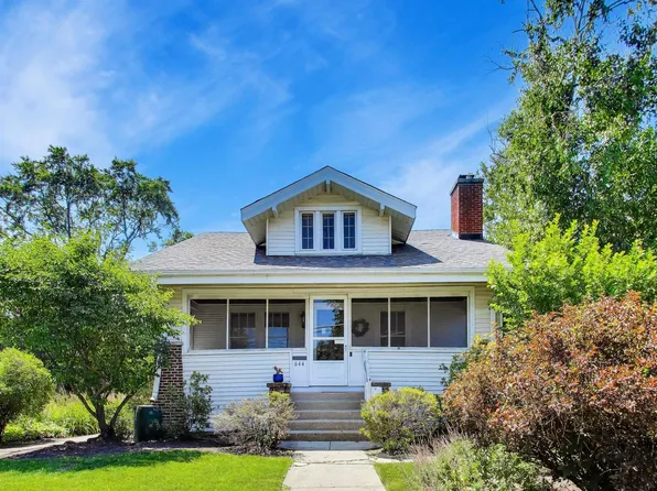 644 S 4th Ave, Des Plaines, IL 60016