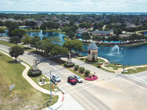 10818 Nantucket Dr, Rowlett, TX 75089