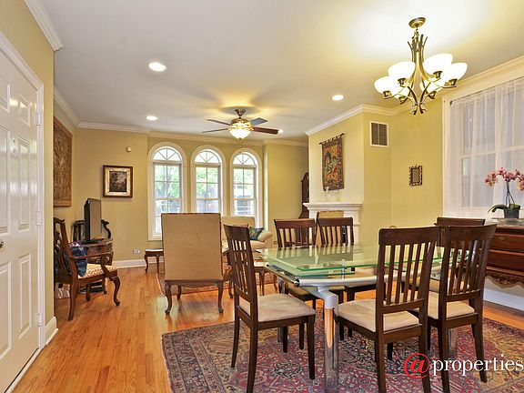 Living Room / Dining Room