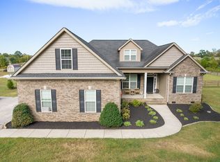 1539 Azalee Ln, Chapel Hill, TN 37034