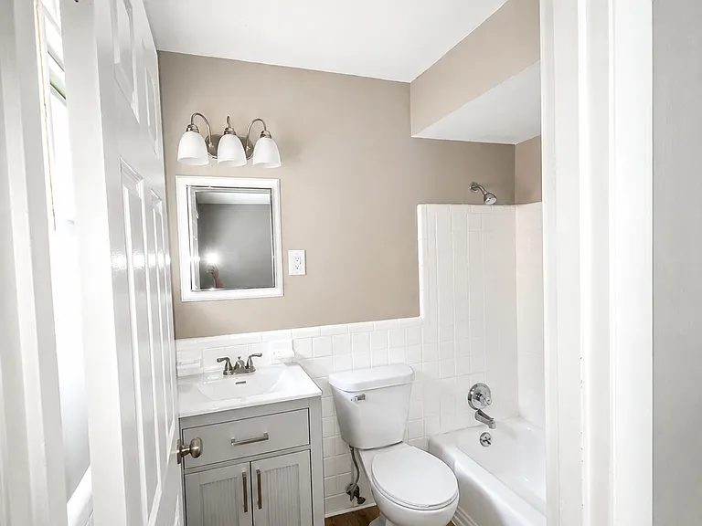 329 Eichelberger St #A — Photo 5