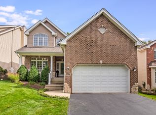 4623 Wilson Ave, Downers Grove, IL 60515