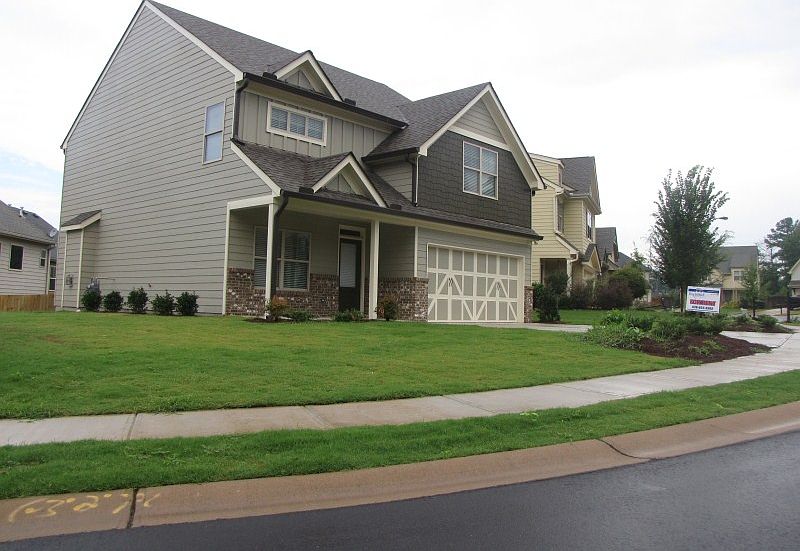 http://www.propertyboss.net/CustomerImages/EXCALIBR_92531/media/Properties/267%20Ascott%20Ln%20(23DE)/zsmall_0-1.jpg