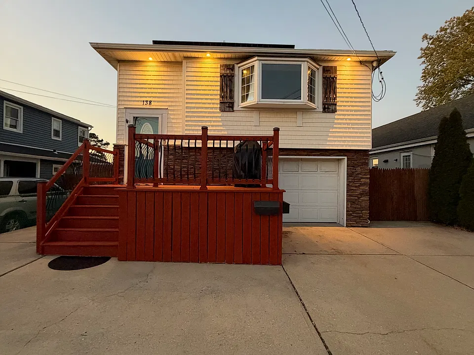 138 W Santa Barbara Rd #1