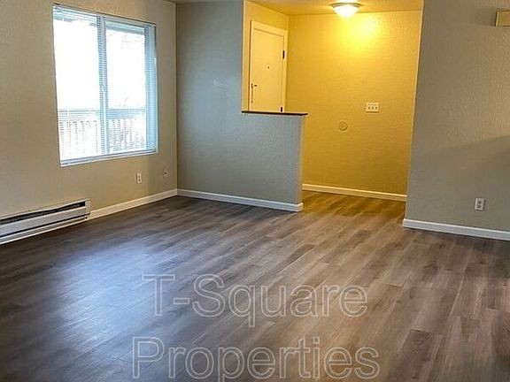 3rd image of 7125 Rainier Dr APT 9