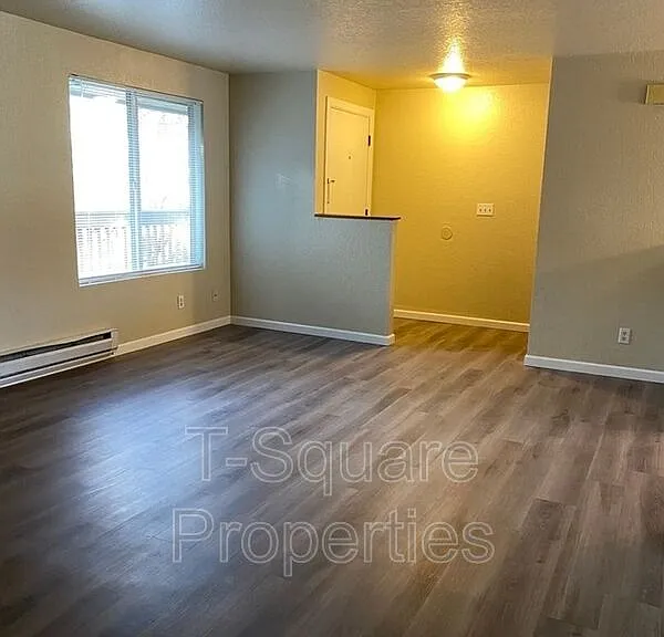7125 Rainier Dr #9 — Photo 3