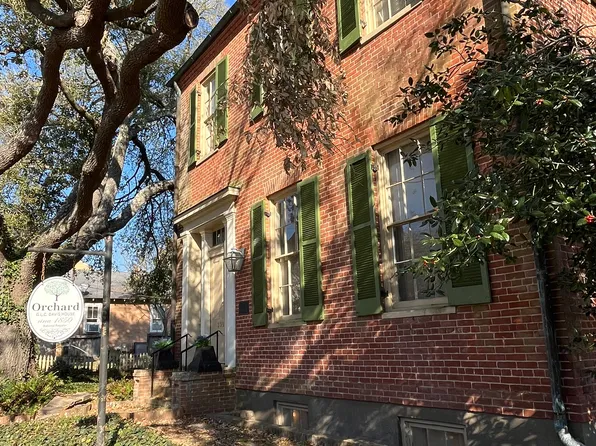 305 N Rankin St #A, Natchez, MS 39120