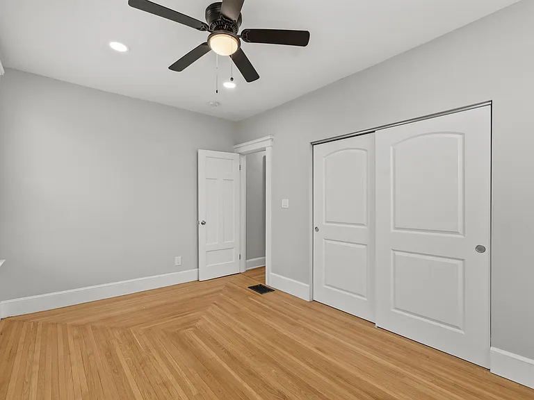 2978 Wardall Ave — Photo 6