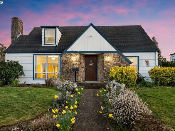 107 E 35th St, Vancouver, WA 98663