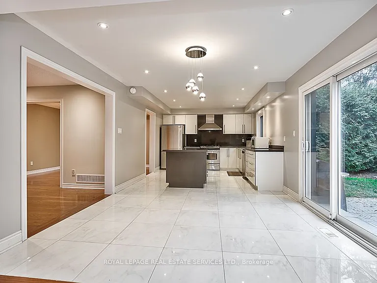 333 Callaghan Cres — Photo 13
