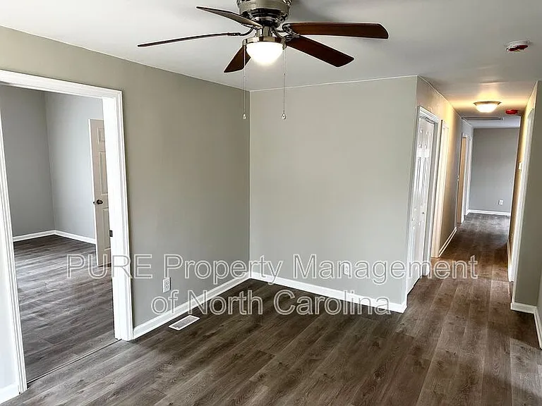213 Irma Ave — Photo 8