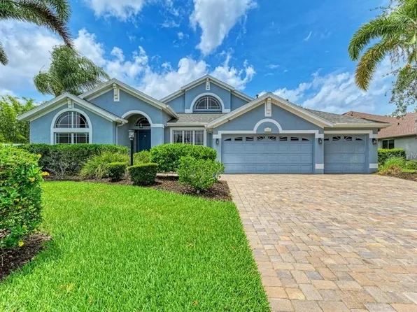 7704 Heyward Cir, University Park, FL 34201