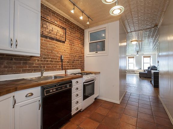 5th image of 17 W 100th St APT 3-E