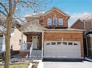 18 Legacy Ln, Brampton, ON L6X 4T4