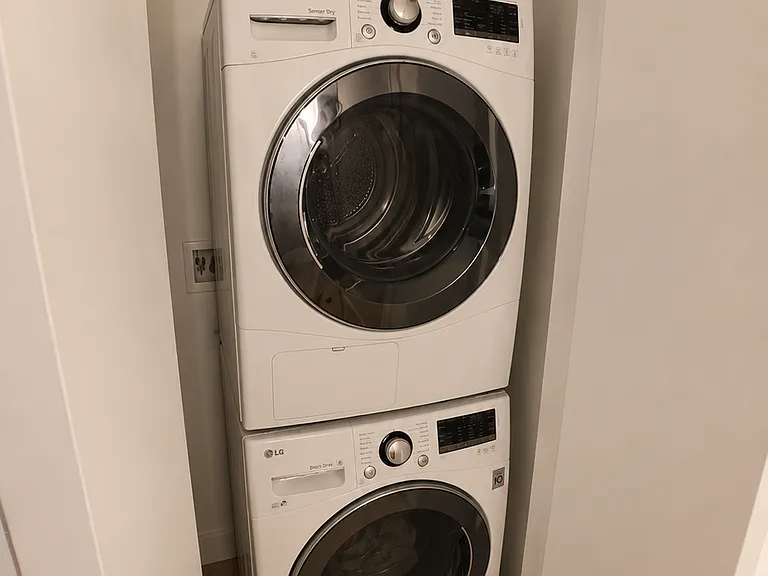 145 Henry St #1C — Photo 7