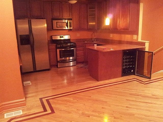 2nd image of 6610 S Kenwood Ave #103