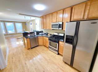1059 W Fry St #4, Chicago, IL 60642
