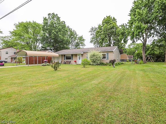 2nd image of 3429 Hanover Dr