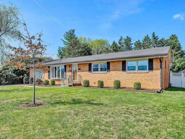 429 Highfield Rd, Salem, VA 24153