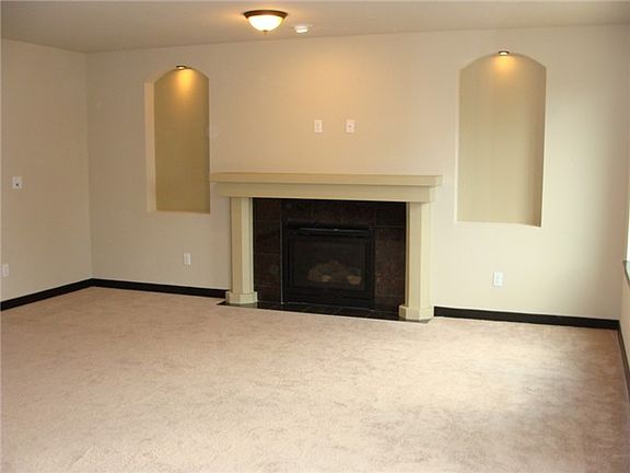 2nd image of 1313 E 43rd St
