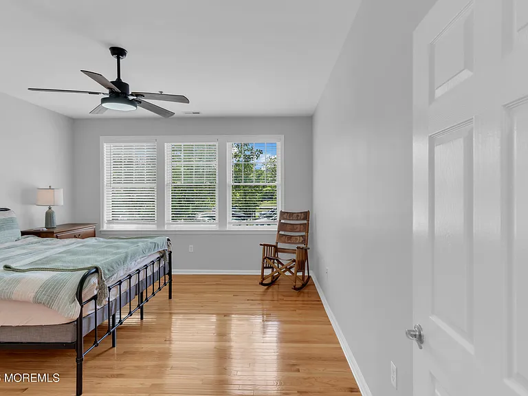 22 Cooper Ave #113 — Photo 30