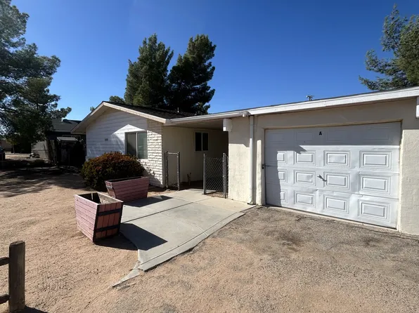 21322 Powhatan Rd APT A, Apple Valley, CA 92308