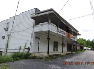 2201 Childress Rd, Alum Creek, WV 25003