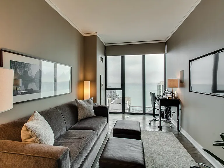 225 N Columbus Dr #5510 — Photo 34