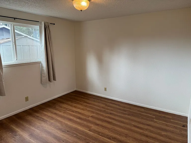 2207 Wisconsin St — Photo 5