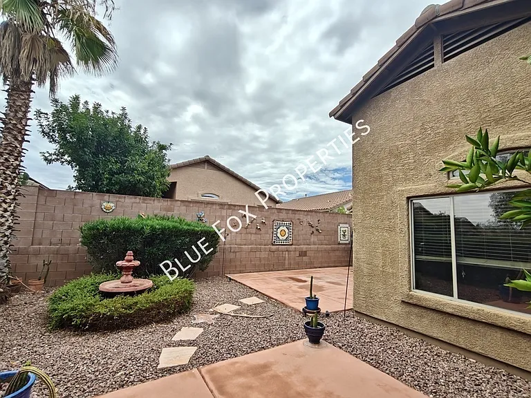 10923 S Lake Gambusi Dr — Photo 41