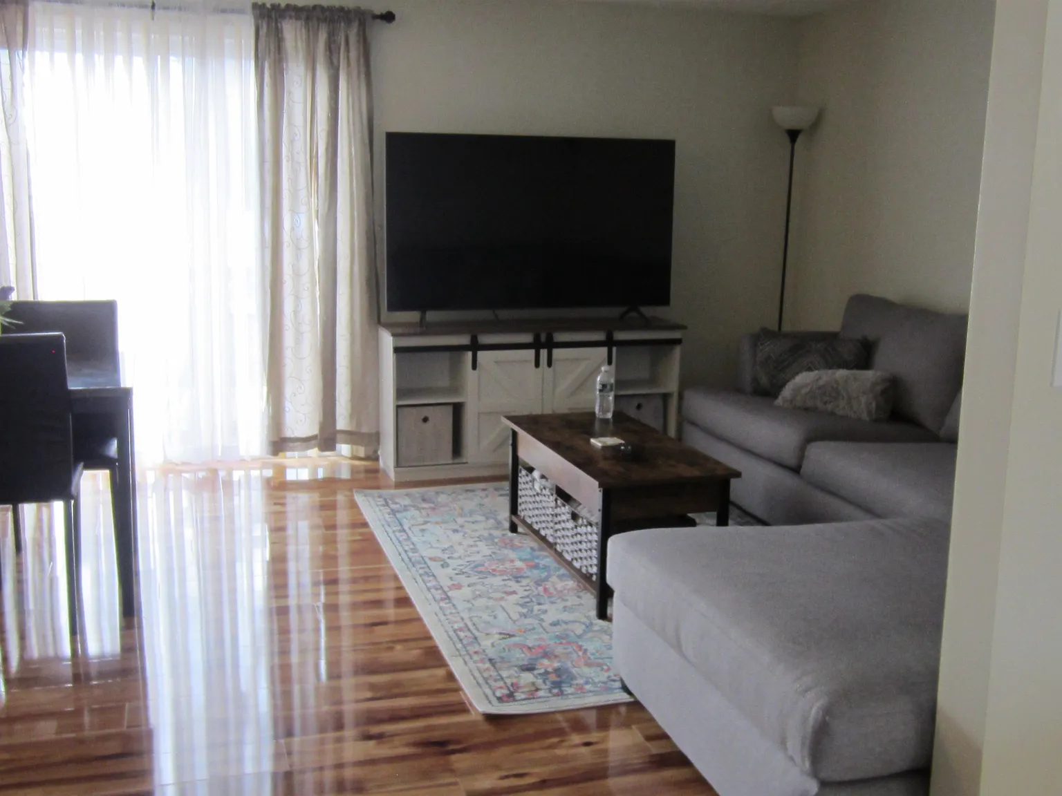 Patio townhouses — Photo 2