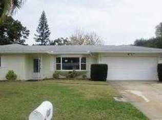 487 Eastview Rd, Largo, FL 33770