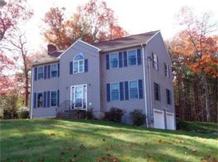 2 Sullivan Blvd, Oxford, MA 01540