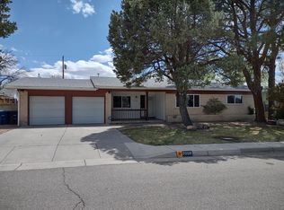 7008 Kiowa Ave NE, Albuquerque, NM 87110
