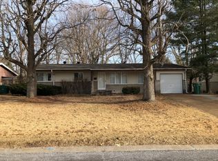10618 Vorhof Dr, Saint Louis, MO 63136