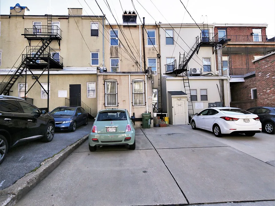 932 N Calvert St