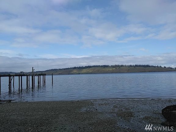 4th image of 130 Gull Cove Ln