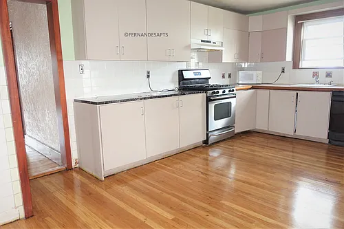 9 Spring St #1 Photo 1